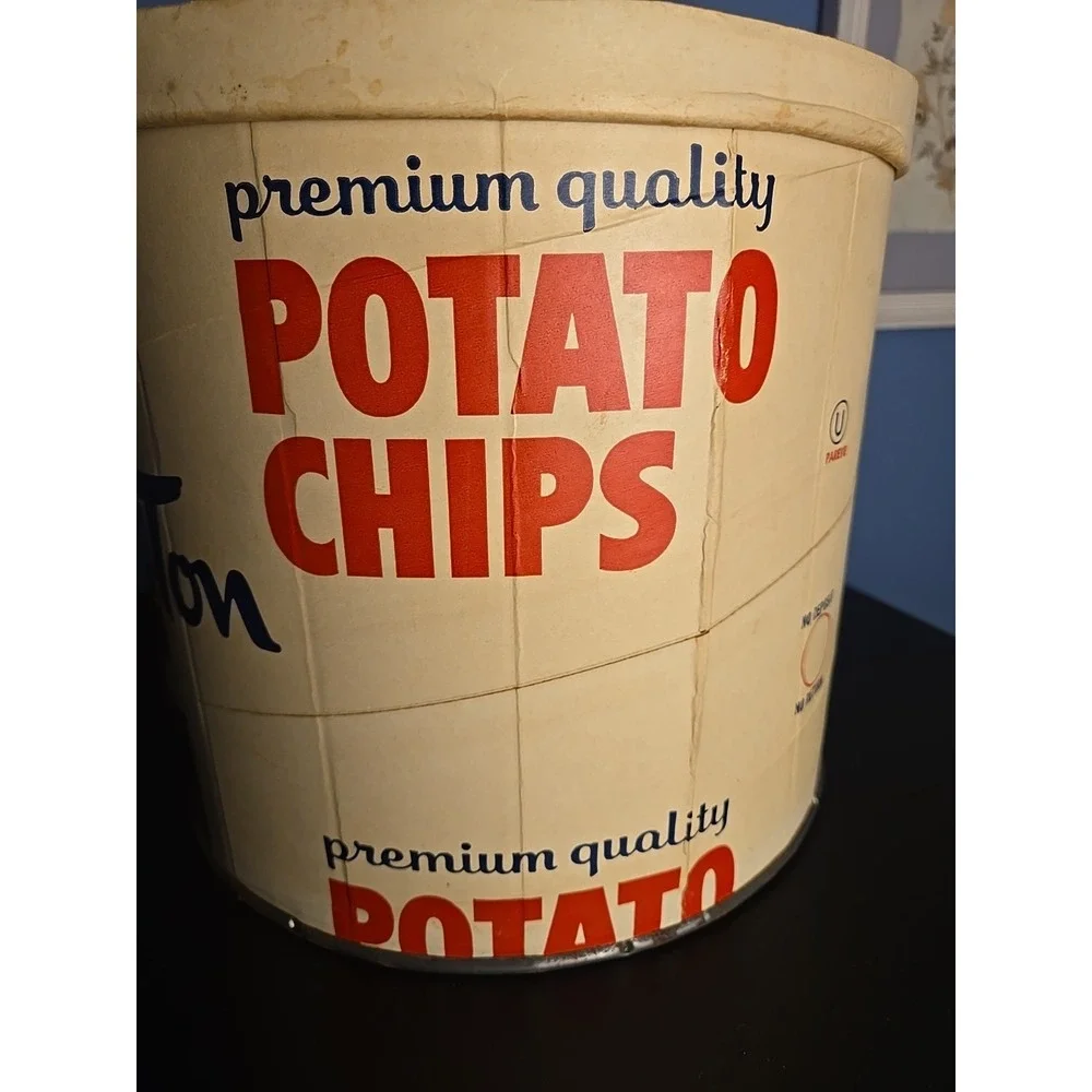 BON TON VINTAGE CARDBOARD Paper‎ POTATO CHIP ADVERTISING CONTAINER YORK PA